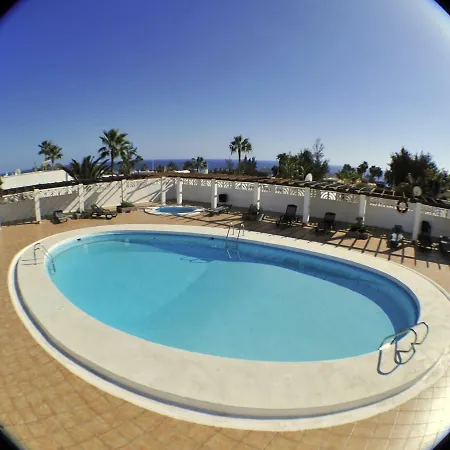 Апартаменти Las Vistas De Lanzarote *